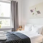 Golden Apartments Warsaw - Big And Bright Stylish Apartments - City Center - Pereca